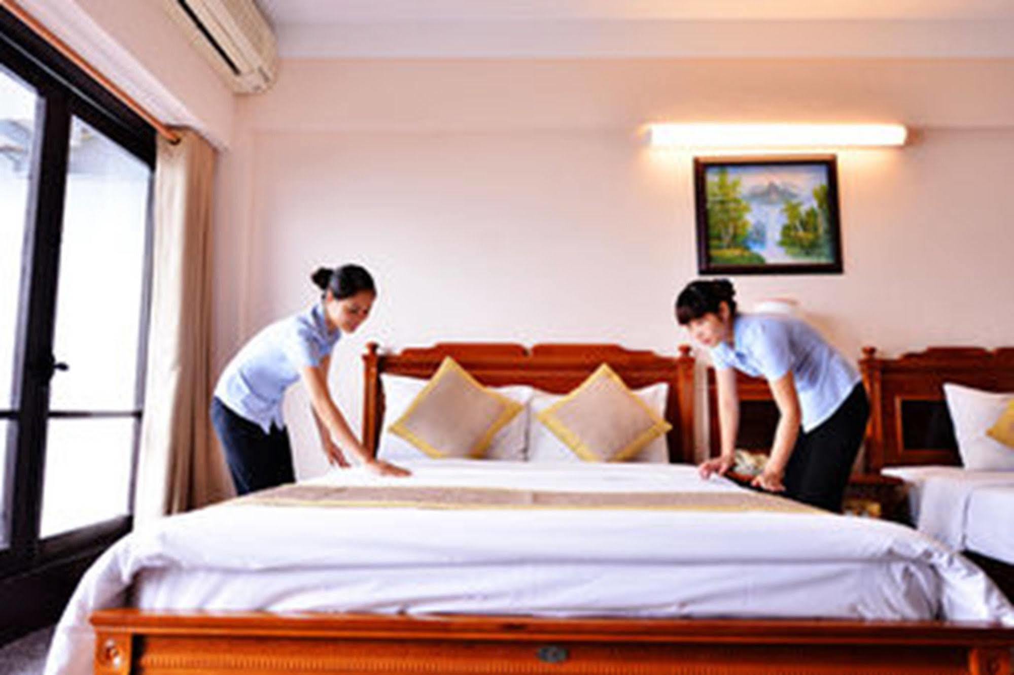Grand Ha Long Hotel Екстер'єр фото
