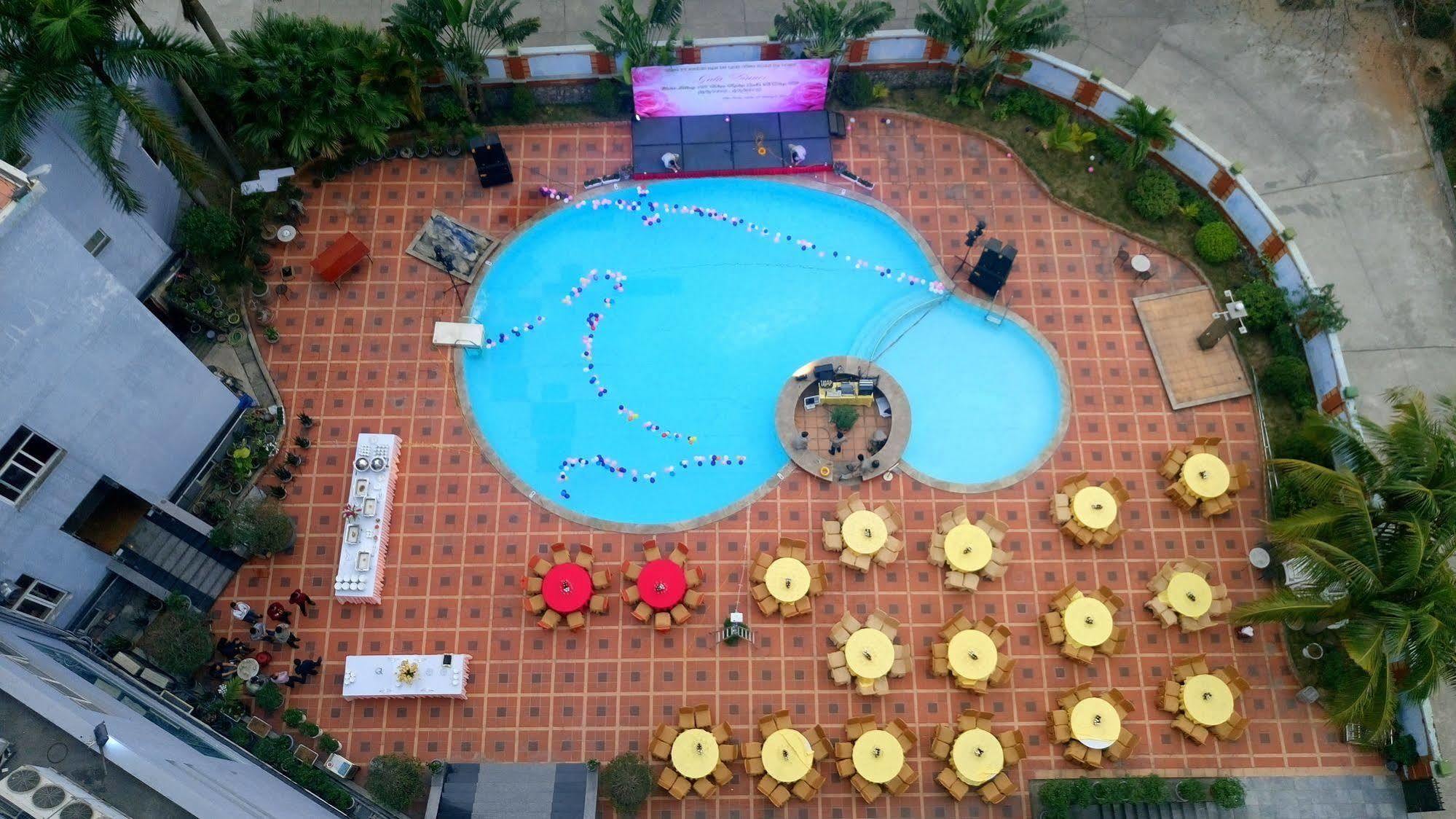 Grand Ha Long Hotel Екстер'єр фото