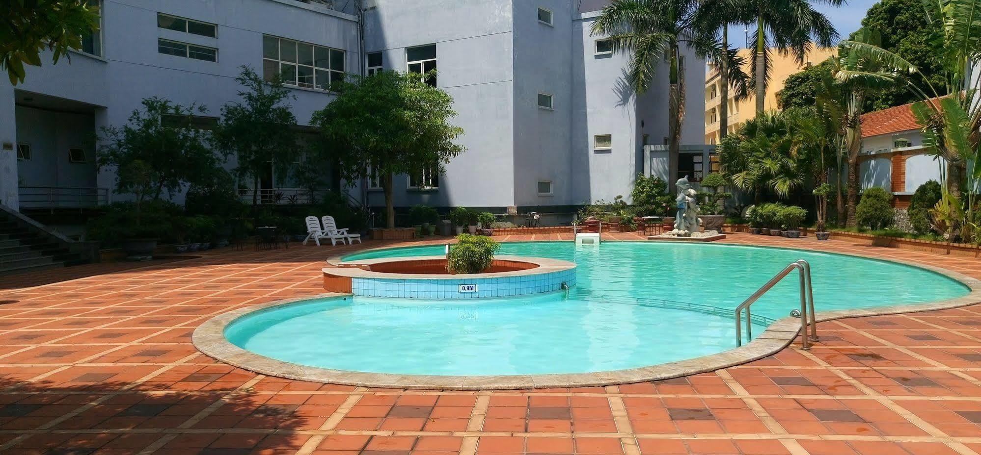 Grand Ha Long Hotel Екстер'єр фото